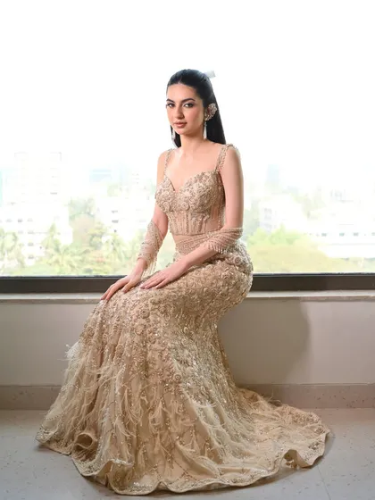 Another pose from our creative shoot. This look is all about modern elegance, with a focus on clean lines in both the hair and the fashion.