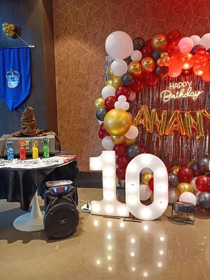 The Whiz Lab - STEM-Themed Birthday Parties Wizard World: Magical Science Parties photo 11