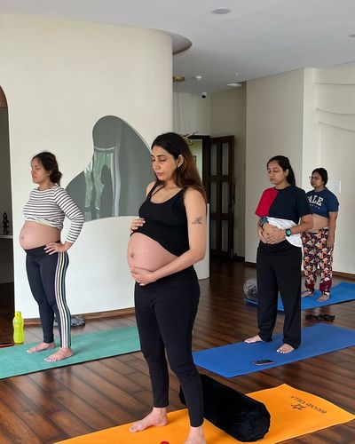 Prenatal & Postnatal Yoga