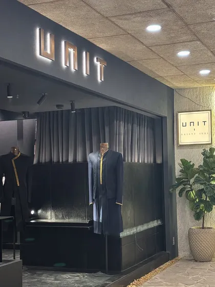 Designers to watch. For the grooms, Unit by Vasant and Anu is a fantastic destination for sharp, modern, and custom-fitted menswear.