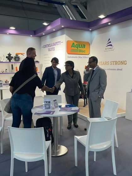 Welcoming our partners at the EIMA International expo. Handshakes and warm greetings are part of how we build lasting relationships in the global agricultural community.