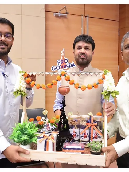 The Pro Govinda hamper was designed to celebrate the sport of forming human pyramids. I'm so happy to see it being shared and appreciated by key figures at the event.
