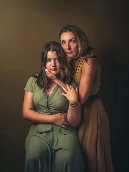 In the studio, we can create something truly timeless, like a classic painting. This portrait of Petra and her daughter Maja has a quiet strength and complexity that I find so beautiful. It’s a testament to the evolving, magnetic bond between a mother and her daughter.