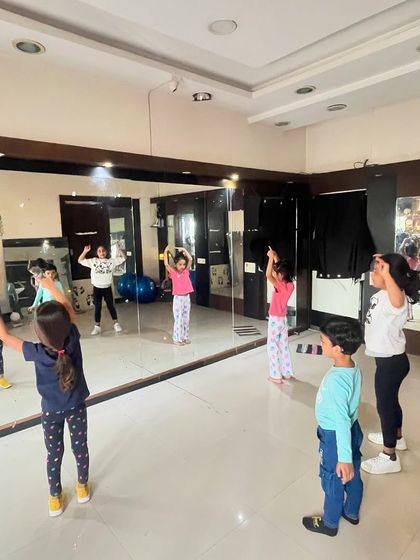 Subham Chail Performing Arts - Dance Instruction Kids Dance Classes (Fun & Foundational) photo 9