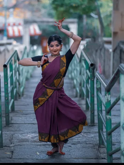 Capturing the divine essence of 'Devi' through a powerful pose. My classes explore how to embody different characters and deities, connecting our movements to the rich tapestry of Indian mythology.