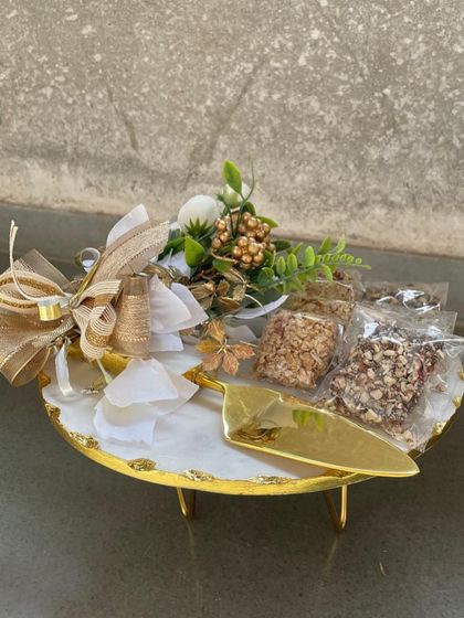 The Art of Gifting: Curated Hampers photo 8