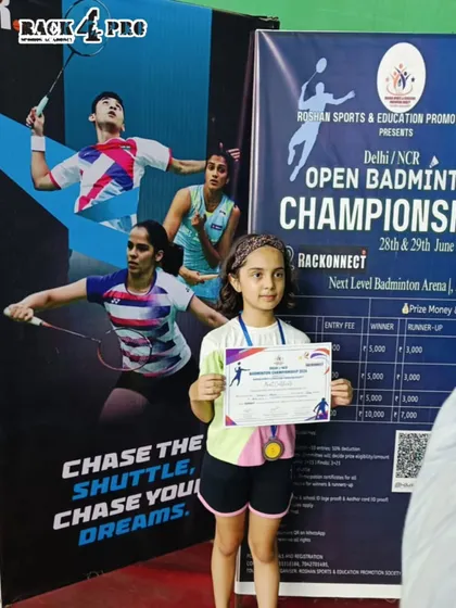 Here is our little champ Srishti Arya, who secured the Runner-Up position in the Girls Singles Under-11 category at the Delhi NCR Open Badminton Championship. Her performance earned her a cash prize and immense pride for our academy.