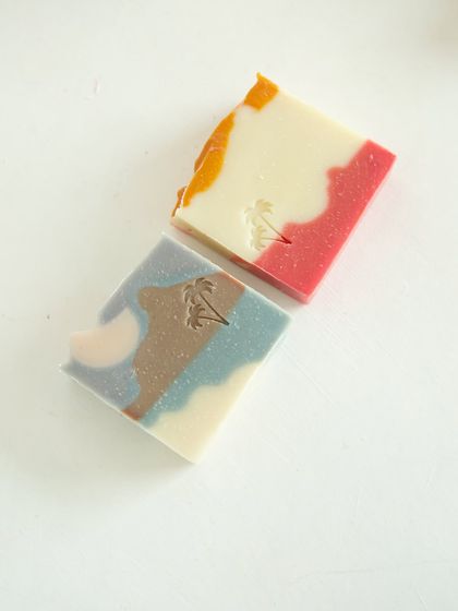 A comparison of two different stamped bars, 'Herbal Revival' and 'Mountain Mist'.