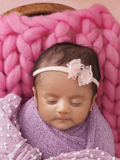 Newborn Sessions: The First Few Days photo 12