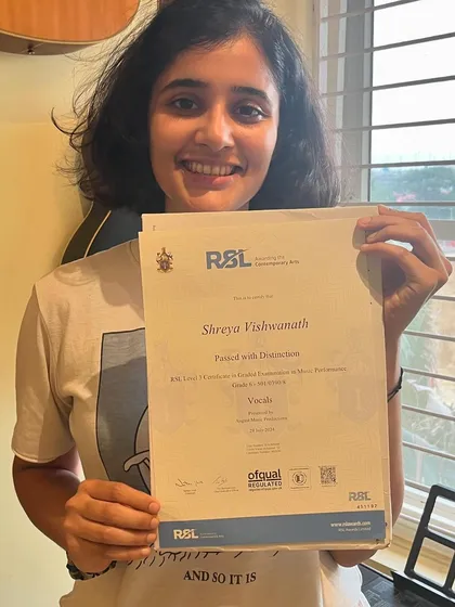 We are incredibly proud of Shreya for passing her RSL Grade 6 Vocals exam with Distinction. We offer structured exam preparation for both Trinity and Rockschool, helping students achieve their formal music education goals.