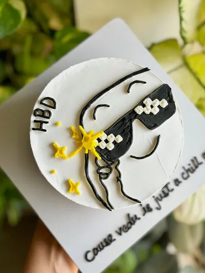 An overhead view of the "chill guy" meme cake, a fun and modern design for a laid-back birthday celebration.