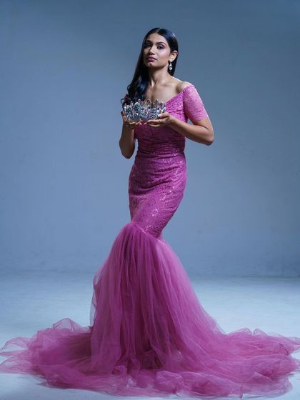 Rent Your Look - Ethnic & Occasion Wear Rental Glamorous Evening Gowns photo 17