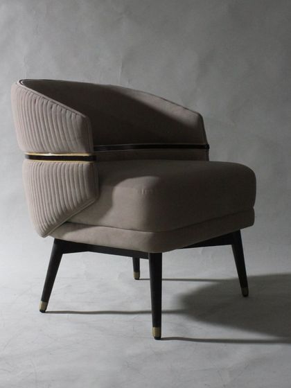 TIS Living - Bespoke Furniture for Entire Homes Statement Seating: Armchairs, Sofas & Loungers photo 104