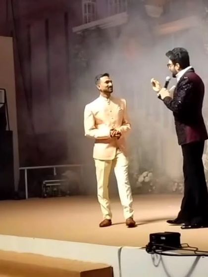 Another shot of my on-stage interaction with host Manish Paul. It was an honor to be part of his segment.
