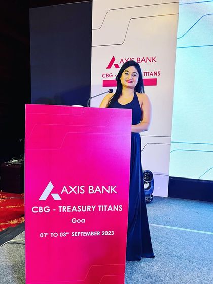 BFSI & FinTech Specialist photo 40