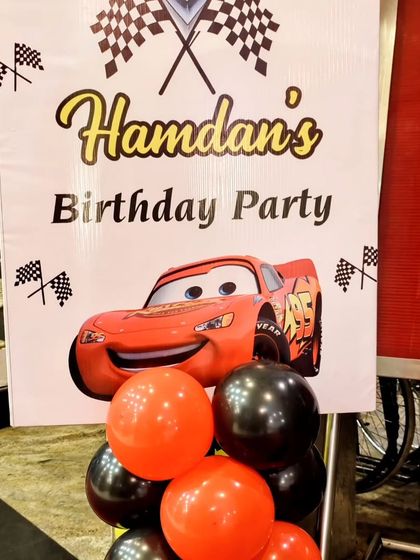 Uptown Event - Event & Party Decoration Fun with Characters: Cartoon & Movie Themes photo 15