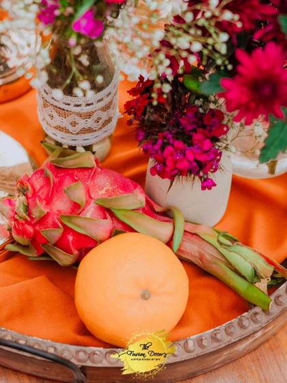 Whimsical & Artsy Mehendi Decor photo 37