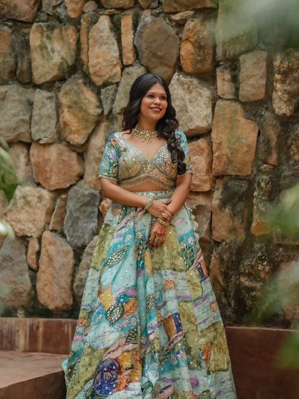 This look was for a welcome event, the first of the wedding celebrations. I created a fresh and glowing look to set a happy and celebratory tone for the days to come.