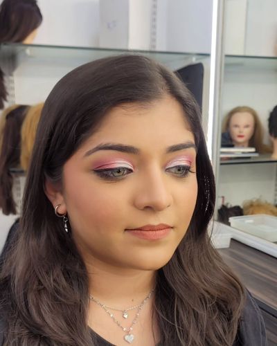 Airbrush Makeup