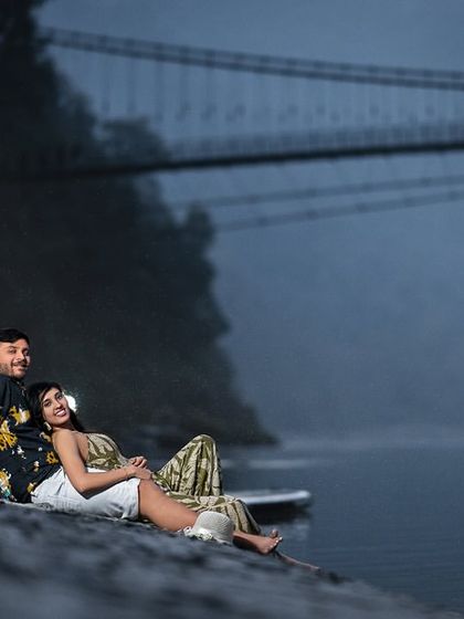 Ganga ke Kinare: Riverside Romance photo 29