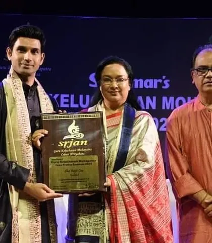 I was deeply honored to receive the prestigious Guru Kelucharan Mohapatra Yuva Pratibha Puraskar. This recognition inspires me to continue dedicating myself to my art and sharing it with the world.