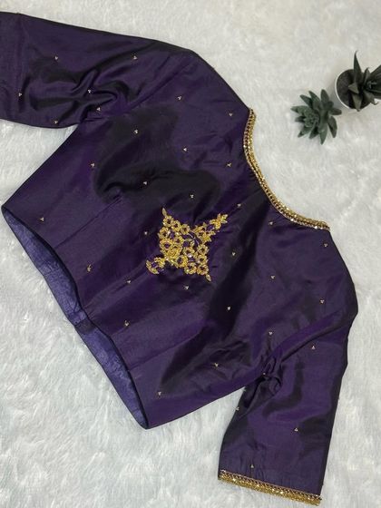 The Glamhouse - Ethnic Wear & Jewellery Rentals Modern & Chic Blouse Designs photo 11