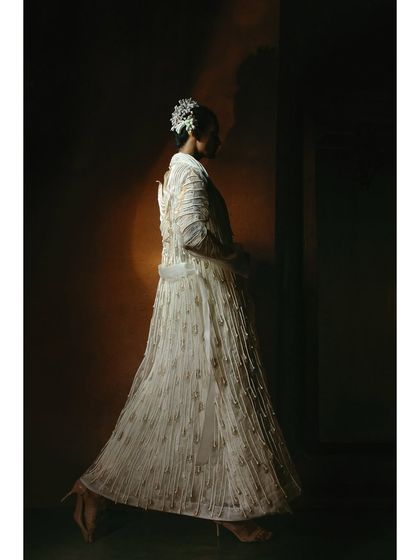 Couture Campaigns: Sculptural Forms photo 18