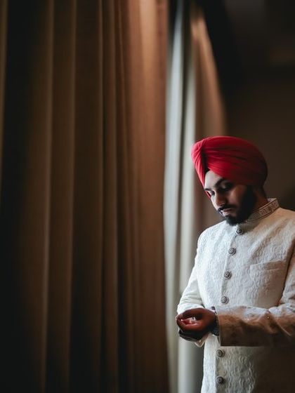 Somesh Chaurasiya - Wedding Photography & Cinematography The Dapper Groom: Solo Portraits photo 5