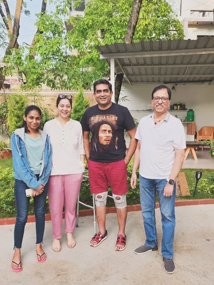 I am pictured here with my esteemed client, Sandalwood luminary Sudharani ma’am, at the residence I designed for her family. It was a gratifying journey to bring her vision for an elegant and functional home to life.