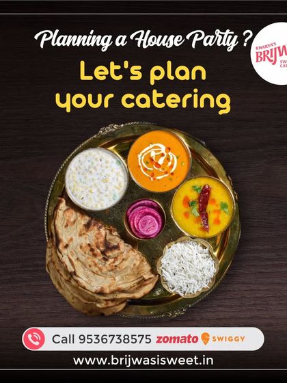 Planning a house party? Let me plan your catering. I offer menus that are perfect for intimate gatherings, bringing the restaurant experience to your home.