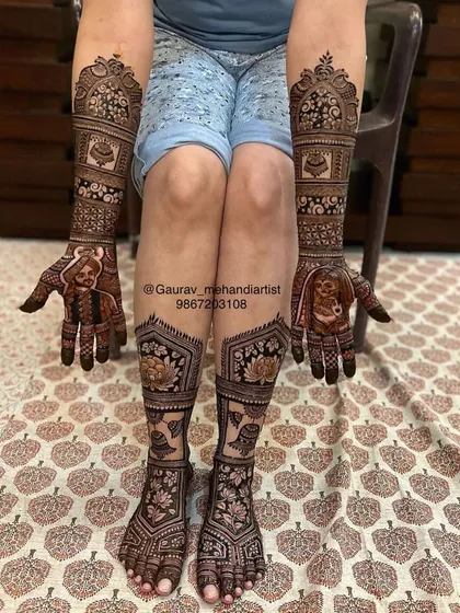 A complete head-to-toe bridal look. This set includes matching, detailed designs for both hands and feet, creating a cohesive and stunning look for your wedding ceremonies.