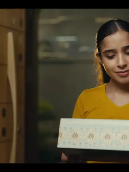 A heartwarming scene from the Vastu Ghee ad film. I created natural, relatable makeup looks for all the actors to fit the family-oriented narrative.