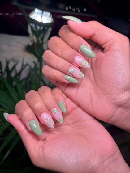 Another shot of the elegant nature-inspired nails, showing how they look from a different angle.