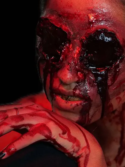 A terrifyingly realistic missing eye SFX look created in one of my workshops. This is the level of artistry you can achieve.