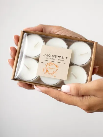 Discover your signature scent with our bestseller Discovery Set. It includes 8 handcrafted coconut wax tealights in a sleek kraft box for just ₹120.