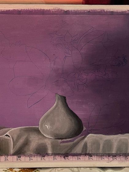 The first steps of the magnolia painting. I started by creating a monochrome underpainting of the vase and cloth to establish the light and shadows before adding any color.