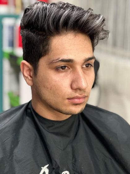 Ali Barbiere - Haircuts & Styling Modern Men's Grooming photo 7