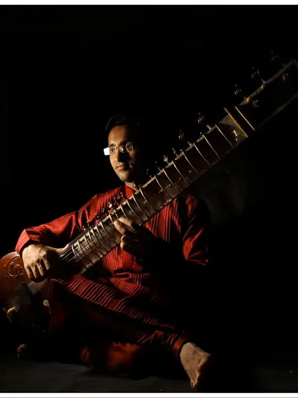 A moody, low-light portrait from a performance in Russia.