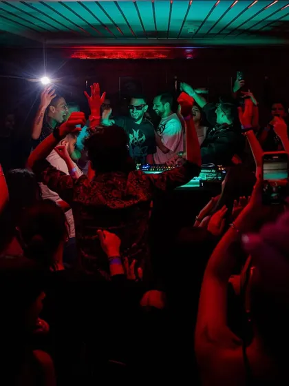 Straight A student, but I’m friends with the cool kids. Capturing the vibe from behind the console.