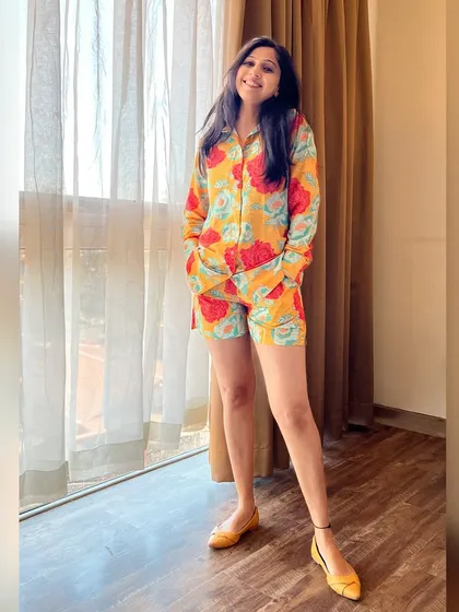 Beat the heat in style with our bestselling shorts co-ord set. This bright, floral printed set in pure muslin cotton is your perfect companion for sunny adventures and relaxed days.