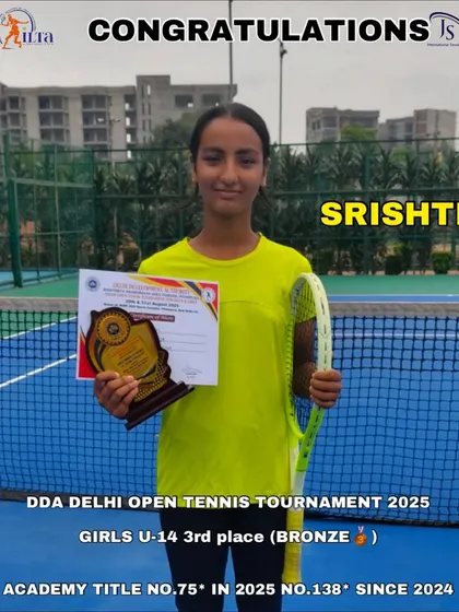 Meet our fighter, Srishti, with her Bronze medal from the DDA Delhi Open. Even with an injury, she played with true grit in the Girls U-14 category. This spirit is what makes a true ILTA champion. We are proud of you.