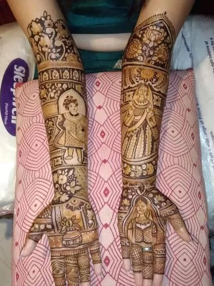 Custom Story & Portrait Mehndi photo 21