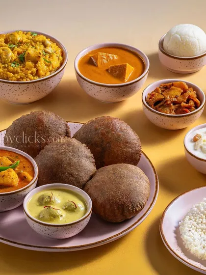 A Navratri special thali from Gulab Sweets, featuring fasting-friendly dishes like kuttu ki puri and sabudana.