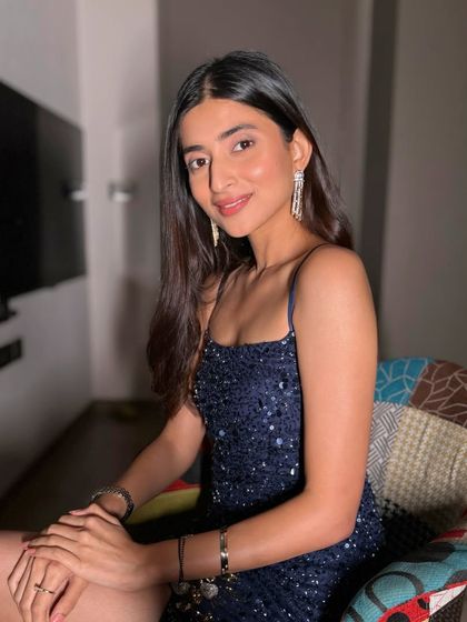 The Signature "Desi Clean Girl" Glow photo 13