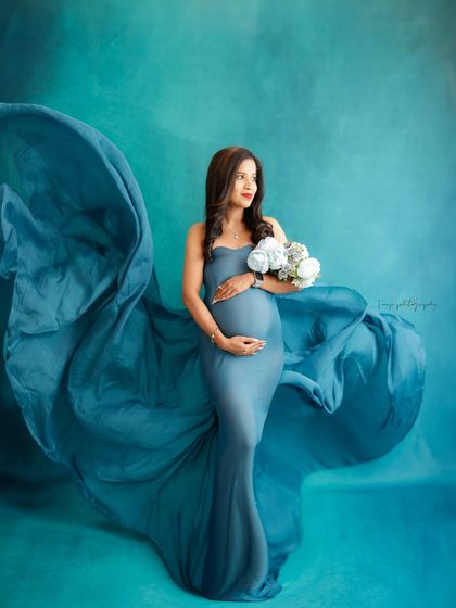Solo Radiance: Portraits of the Mother-to-Be photo 10