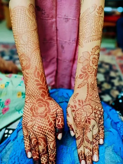 A beautiful shot of the stain from one of my Eid collection designs. The color is rich and the pattern is delicate.