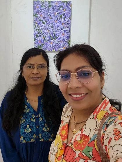 A selfie with a friend at the Rangoli Metro art gallery.