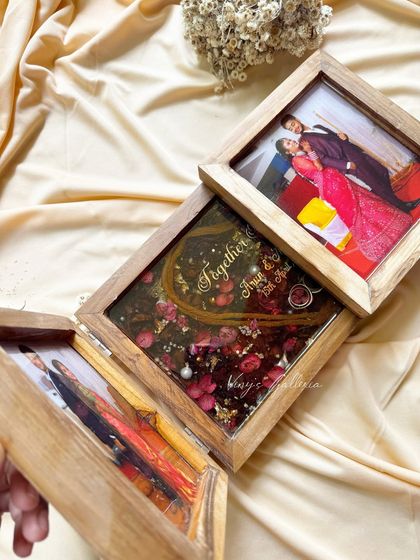 Vinys Galleria - Keepsake & Memory Preservation Specialty Frames: Folding & Dual-Sided Designs photo 9