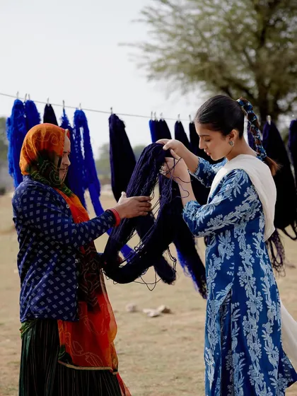 We worked with local artisans in Jaipur to bring authenticity to the campaign. This image captures a genuine interaction and celebrates the craft.
