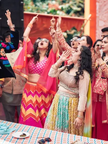 This is the energy I live for. As a wedding anchor, my goal is to get every single person cheering, shouting, and feeling the excitement. I thrive on being in the middle of the crowd and amplifying the joy of the celebration.